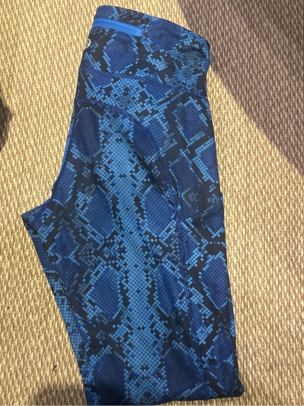 Lululemon Blue Snakeskin Print Leggings